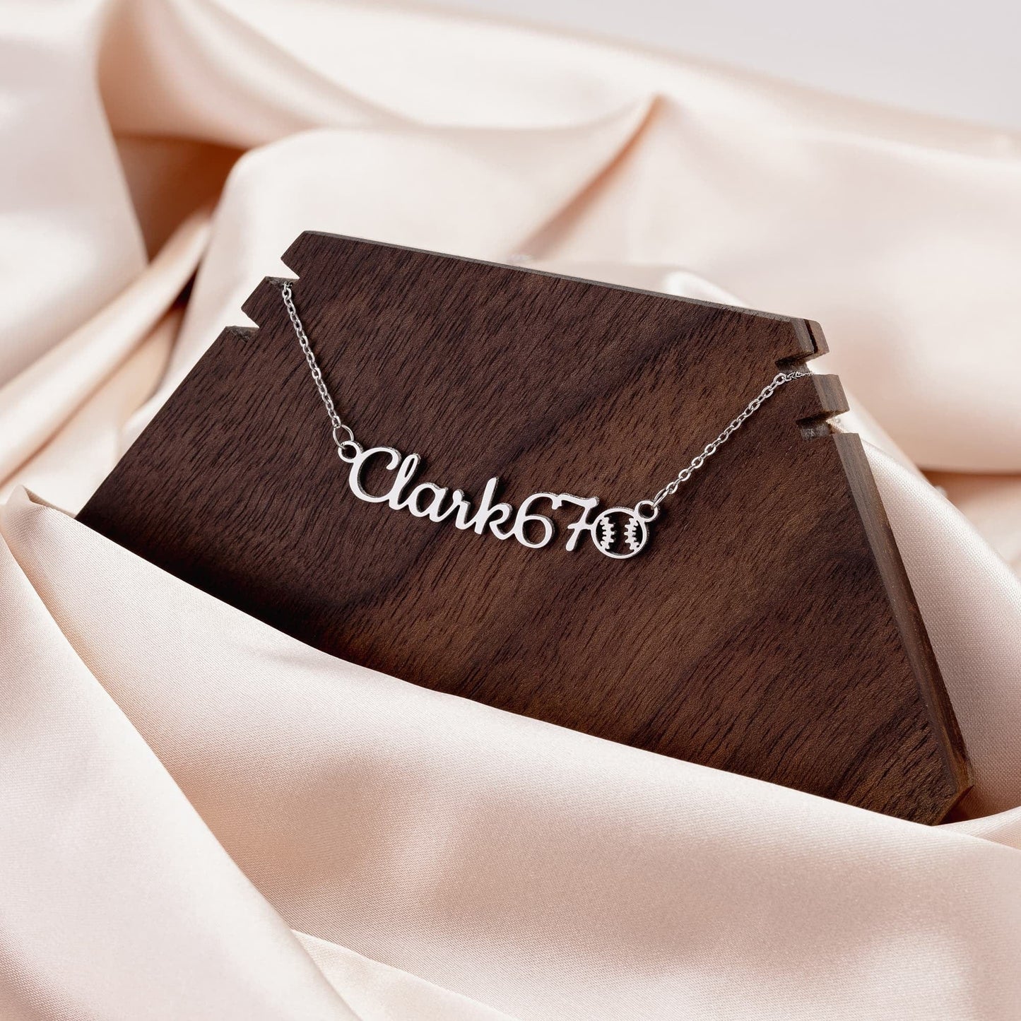 Custom Sports Mom Necklace Baseball / Gold teelaunch Jewelry